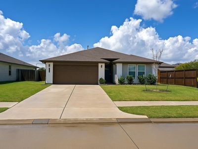 16 Desert Spring Ln