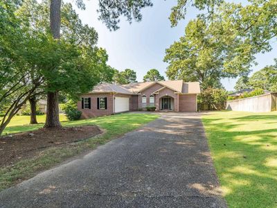 300 Tanglewood Rd