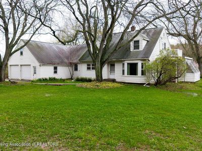 690 N Okemos Rd