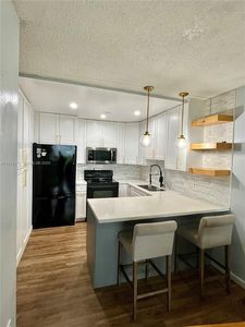 1750 W 56th St APT 211