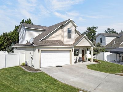 1312 N 37th Ct