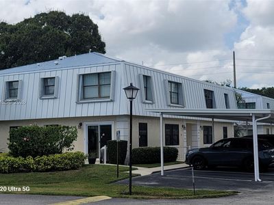 161 SE Village Dr #161