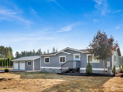 7633 Avery Lane