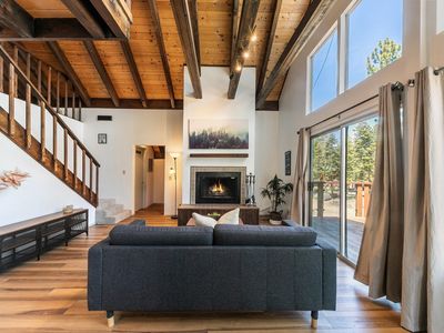 327 Valley View Dr