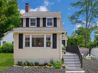 4 Lakeview Ave