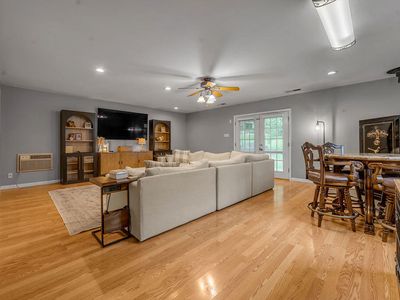 1241 Monaco Ct