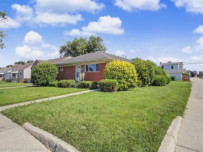 Property at 1504 McLain Ave, Lincoln Park, MI