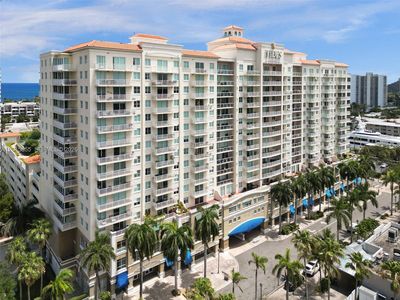 3020 NE 32nd Ave APT 925