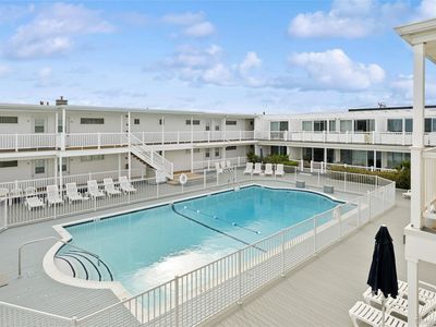 281 Dune Road #17B