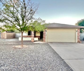 1808 N BULLMOOSE Drive