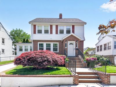 33 Underwood St