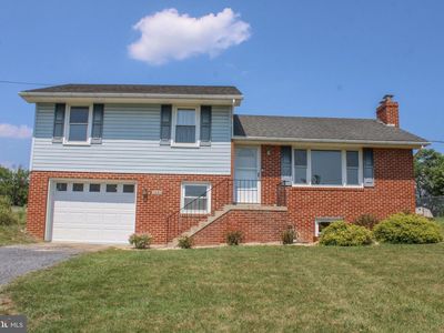 1638 Hahns Ln