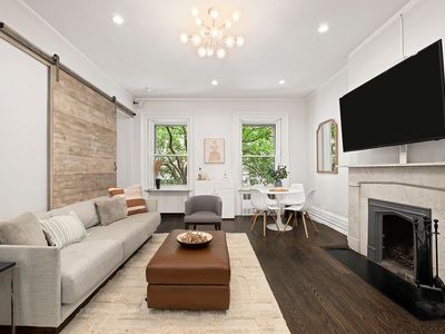 134 E 16th St #5/6