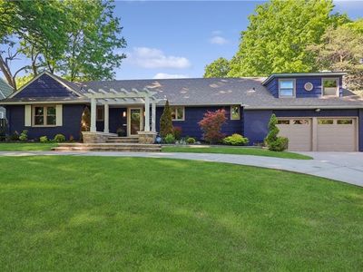 1214 W Gregory Blvd
