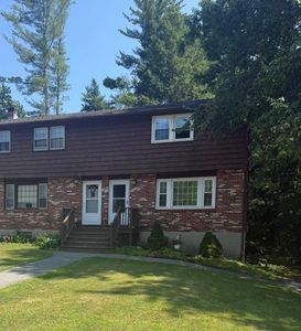 6 Auburn Street #4