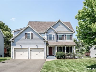 16 Fieldstone Lane