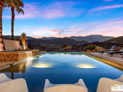 25 Santa Rosa Mountain Ln