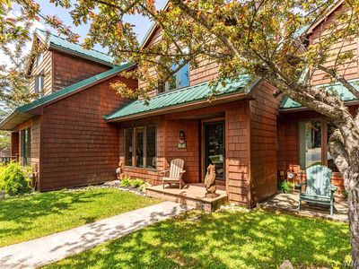 64 Rocky Point Cir APT J2
