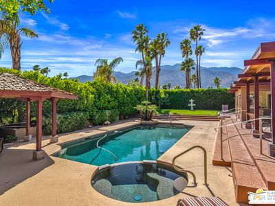 2271 E Calle Conejara