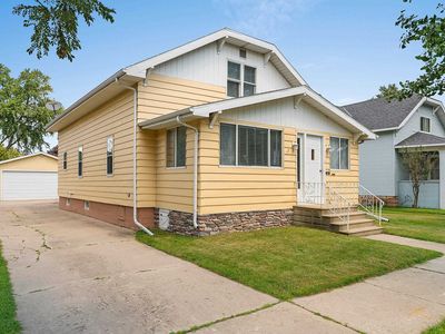 1551 Cedar St