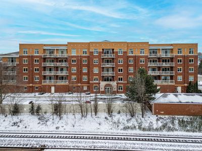 Property at 500 E Saint Charles Rd APT 302, Lombard, IL