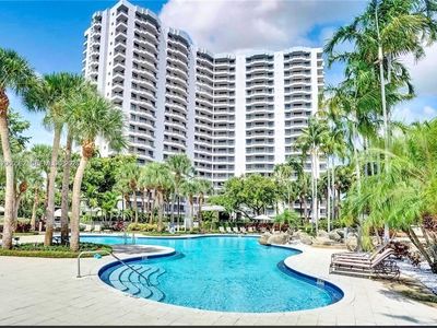 3300 NE 191st St APT 501