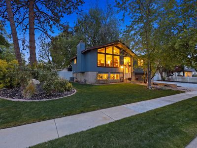 9107 S Peach Blossom Dr