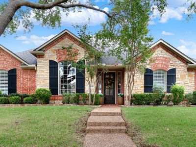 6429 Glenhollow Dr