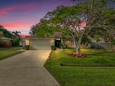 579 SE Marydale Terrace