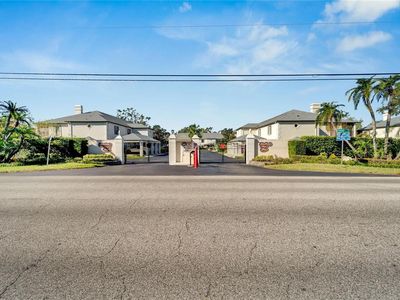 13002 Village Chase Cir