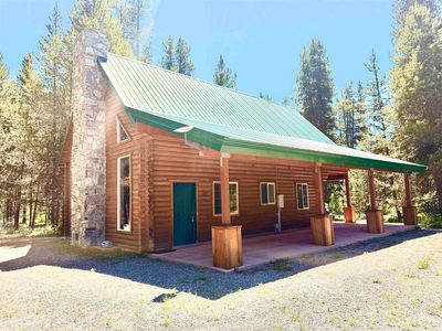 2049 Fleck Summit Rd