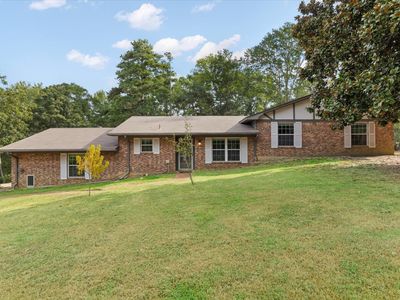 286 Hall Dr