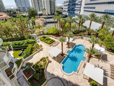 2747 Paradise Rd UNIT 602