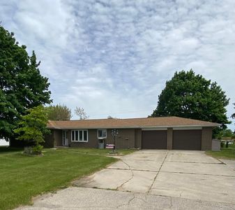 1032 N Hemlock Rd