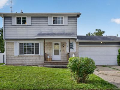 5240 Oakview Dr