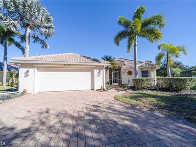 4115 Cape Cole Blvd