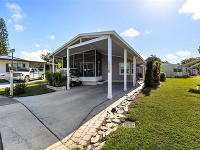 116 DOLPHIN DRIVE S