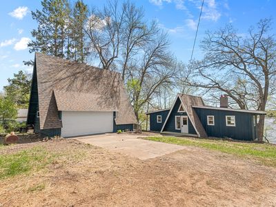 19055 Island View Dr