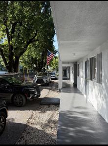 1111 NW 19th Ave APT 201