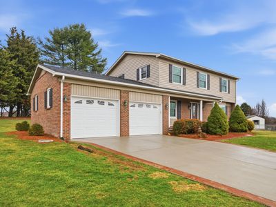 1270 Crestview Dr