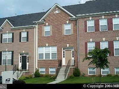 643 McLeary Sq SE