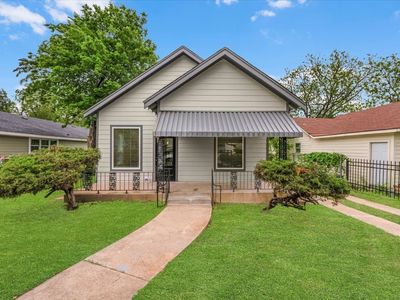 2404 Gould Ave