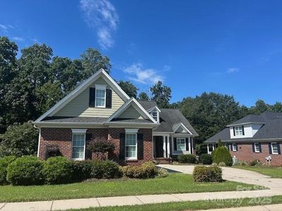 127 Victoria Park Dr