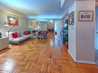 225 E 46th St APT 10H