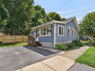 20 Poplar St