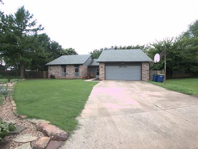 3323 W 29th Ct