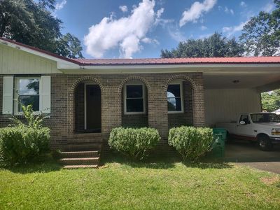 112 Carl Vinson Rd SE