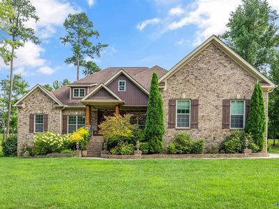 6 Emerald Point