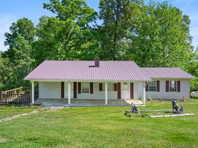 215 S Hickory Cir