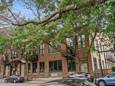 203 S Sangamon St APT 110